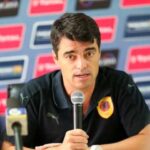 A football country like Ghana should have a better pitch and a national stadium — Angola's coach, Pedro Gonçalves